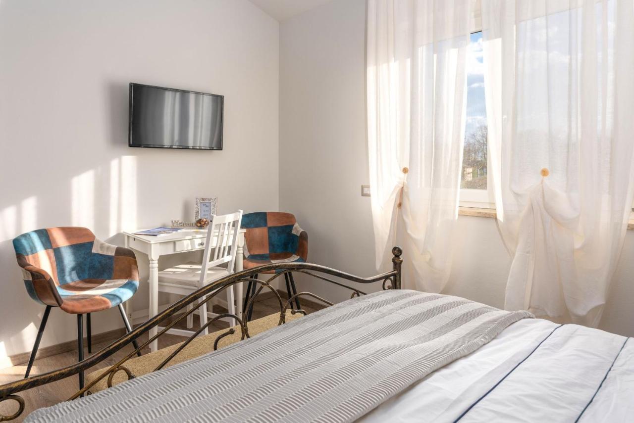 Rooms Karolina Funtana Eksteriør bilde
