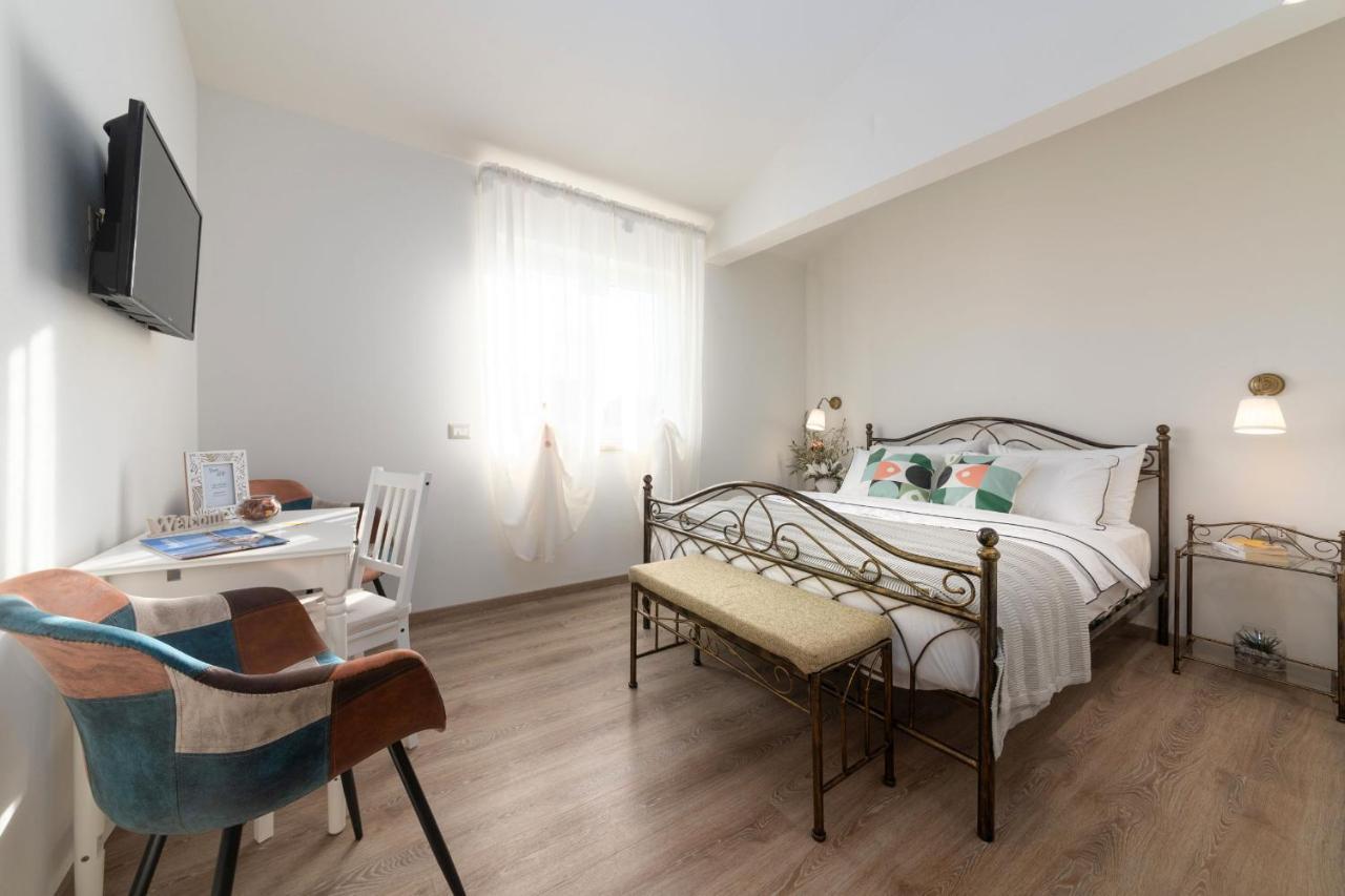 Rooms Karolina Funtana Eksteriør bilde