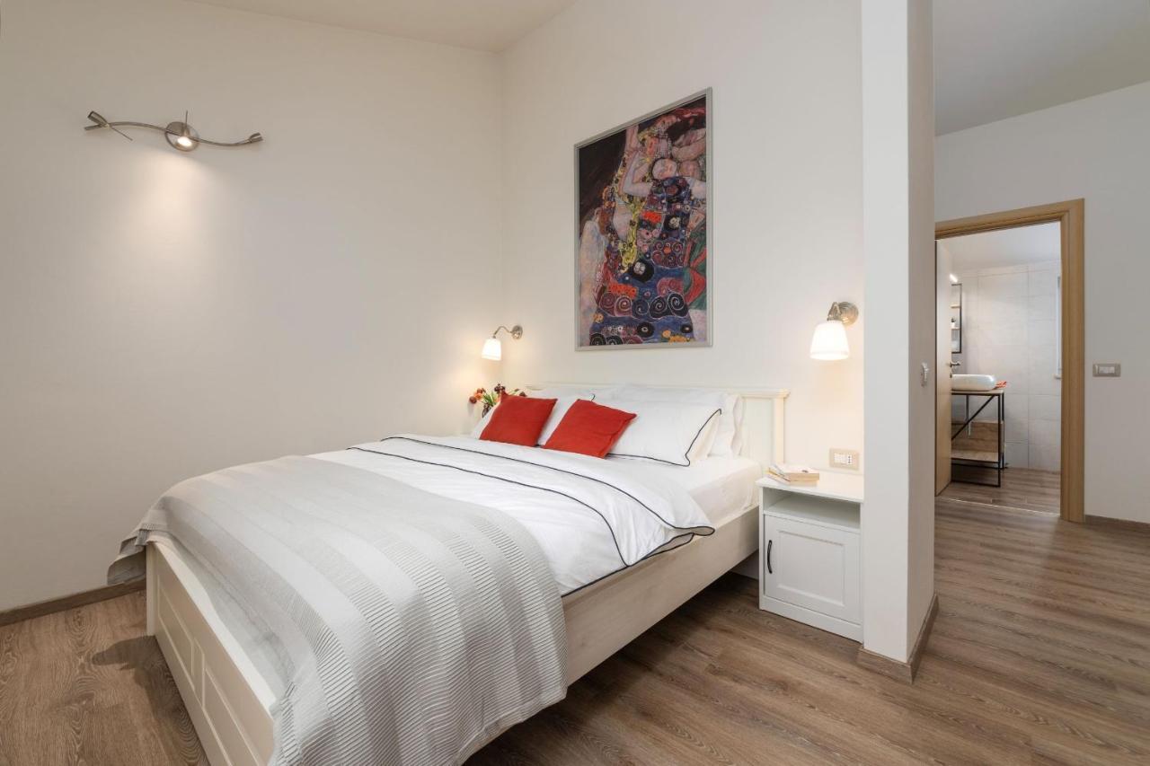 Rooms Karolina Funtana Eksteriør bilde